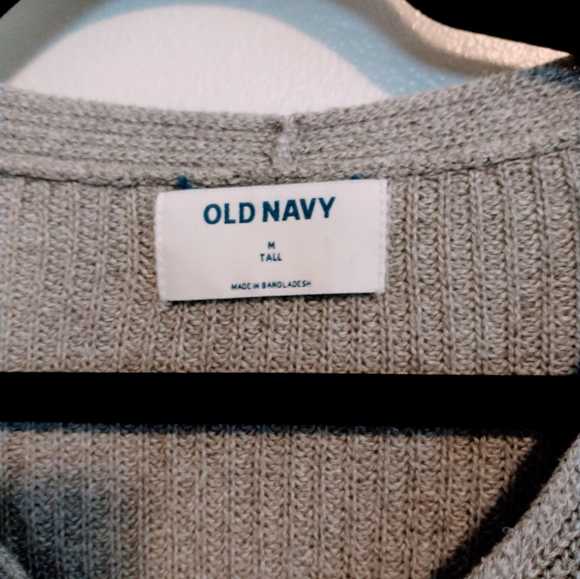 Old Navy grey ribbed long sleeve sweater size medium tall - Picture 2 of 4